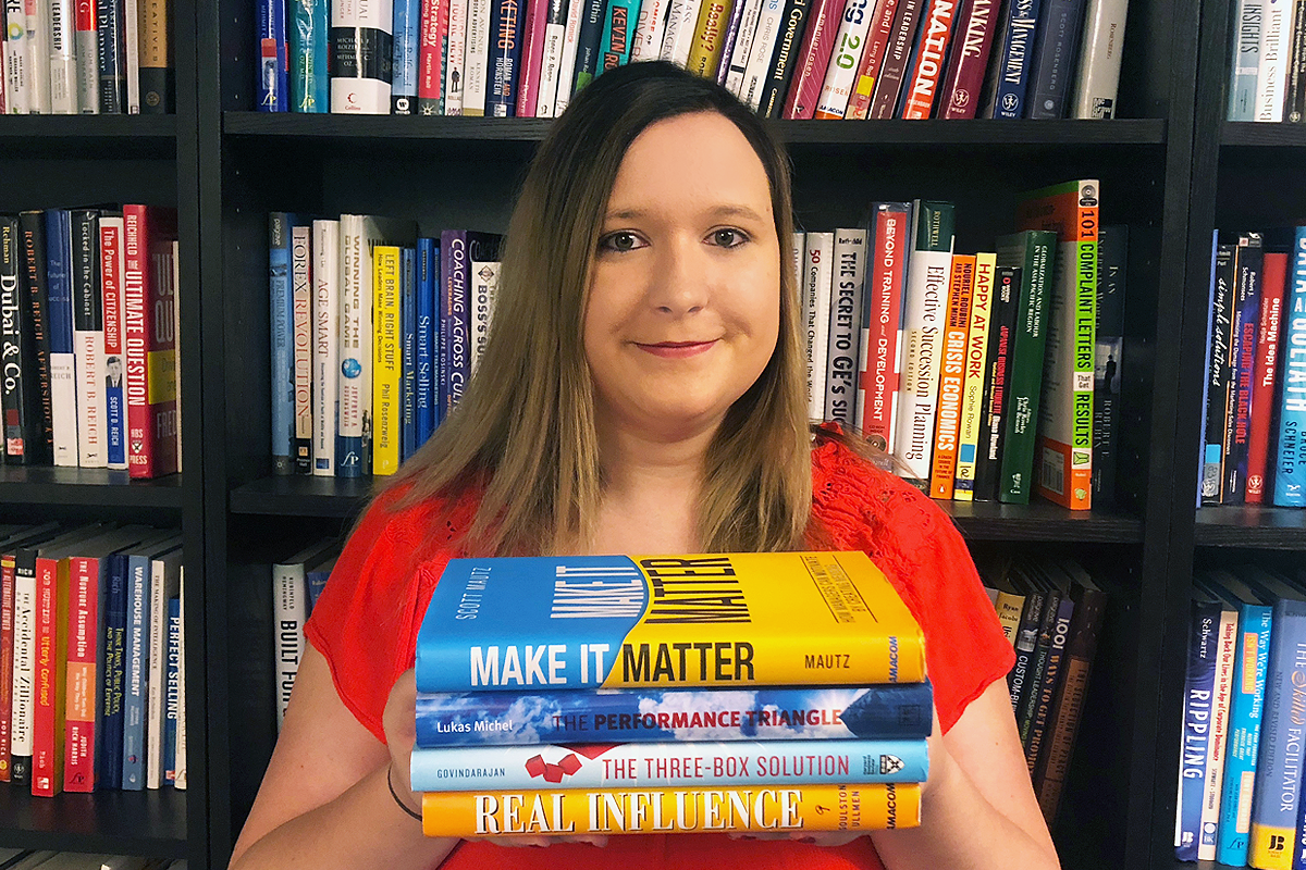 4 Books Every Leader Should Read
